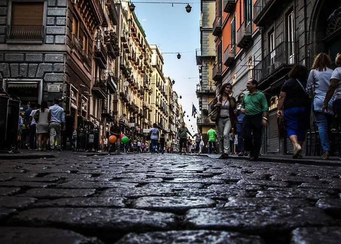 Latt E Liett Napoli