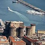 Latt E Liett * Νάπολη